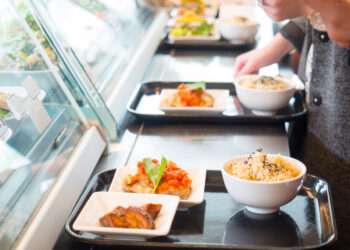 Ordering Lunch at a cafe