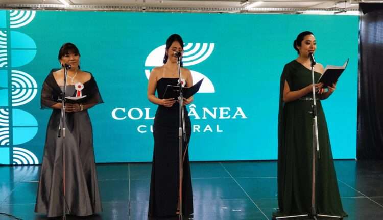 Tisae Sanefugi, Erika Hagimoto e Débora Akama, idealizadoras da Coletânea Cultural Brasil–Japão. Foto: Divulgação