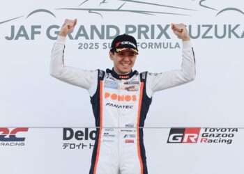 Igor Fraga comemora vitória em Suzuka. Foto: Reprodução/Yokohama Rubber