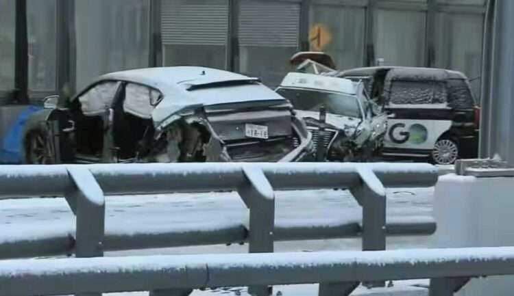 Acidente em Tóquio devido à neve. Foto: Reprodução/NHK