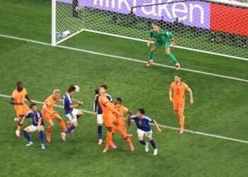 Japão e Holanda na estreia da Copa. Foto: Divulgação/Fifa