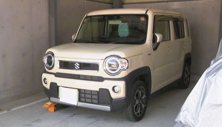 Carro dirigido pelo idoso em Toyokawa. Foto: Reprodução/Tokai TV