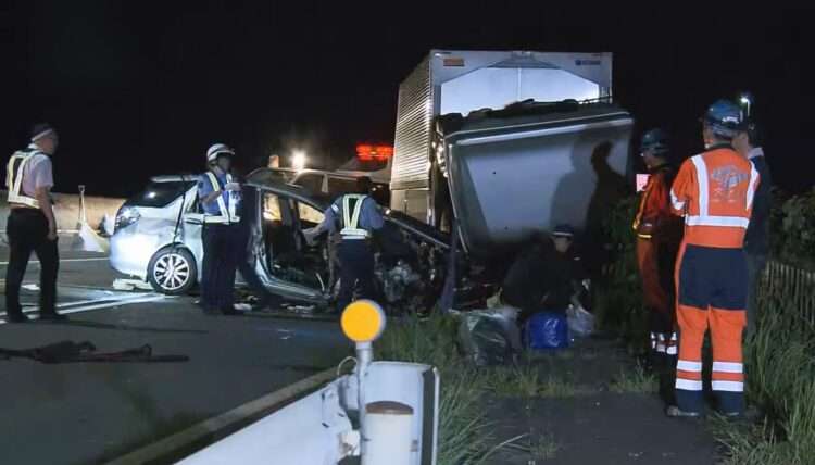 Veículos envolvidos no acidente em Shiga. Foto: Reprodução/NHK
