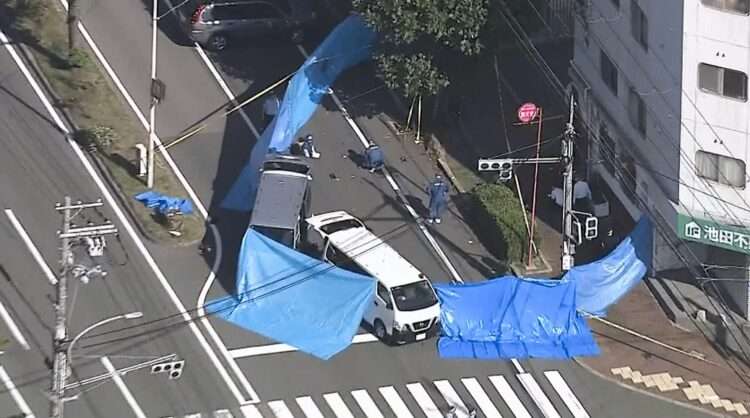 Policiais investigam disparos em Kobe. Foto: Reprodução/ANN
